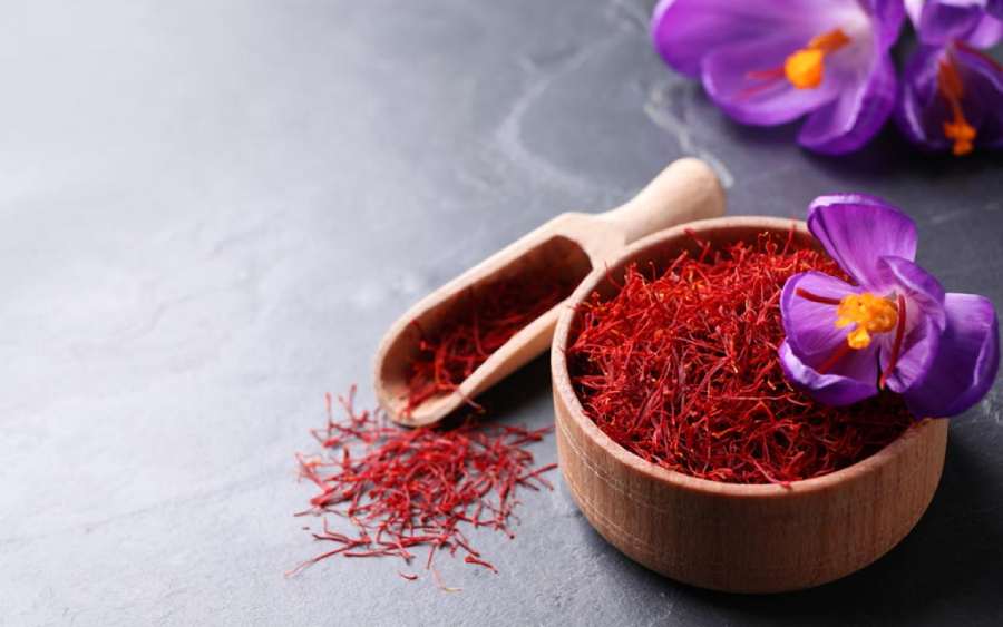  دفعات آبیاری زعفران معمولا چقدر است